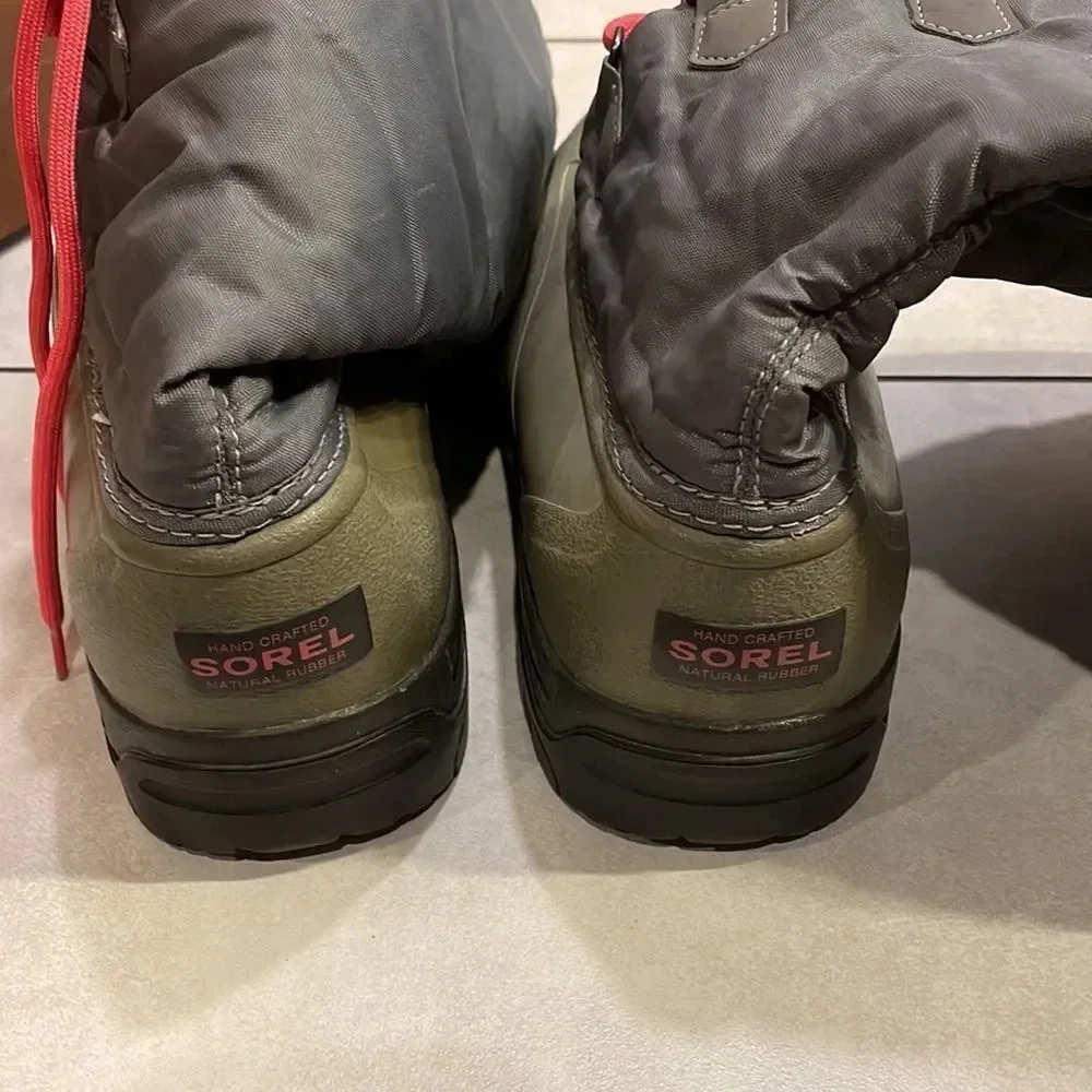 Sorel Snow Lion II woman’s green and grey waterproof and insulated boots